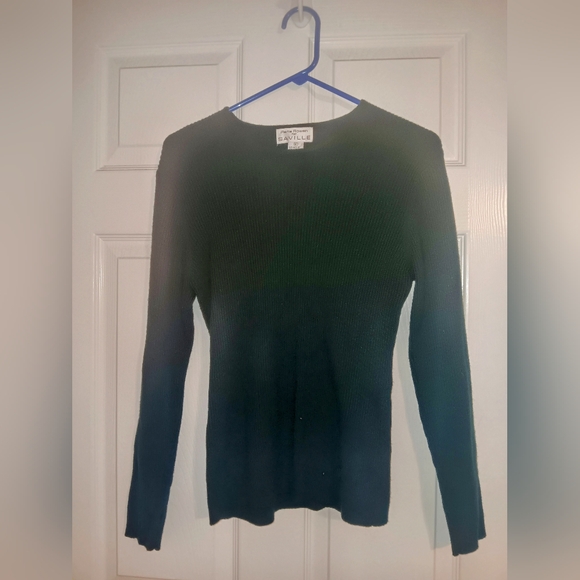 Dark Green Long Sleeve Sweater - Picture 2 of 4